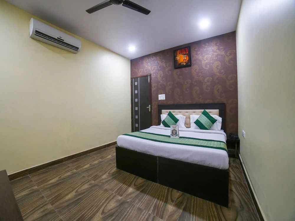 Jp Villa By OYO Rooms