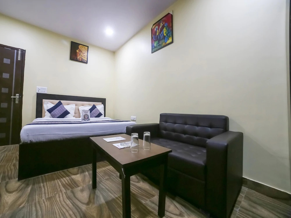 Jp Villa By OYO Rooms