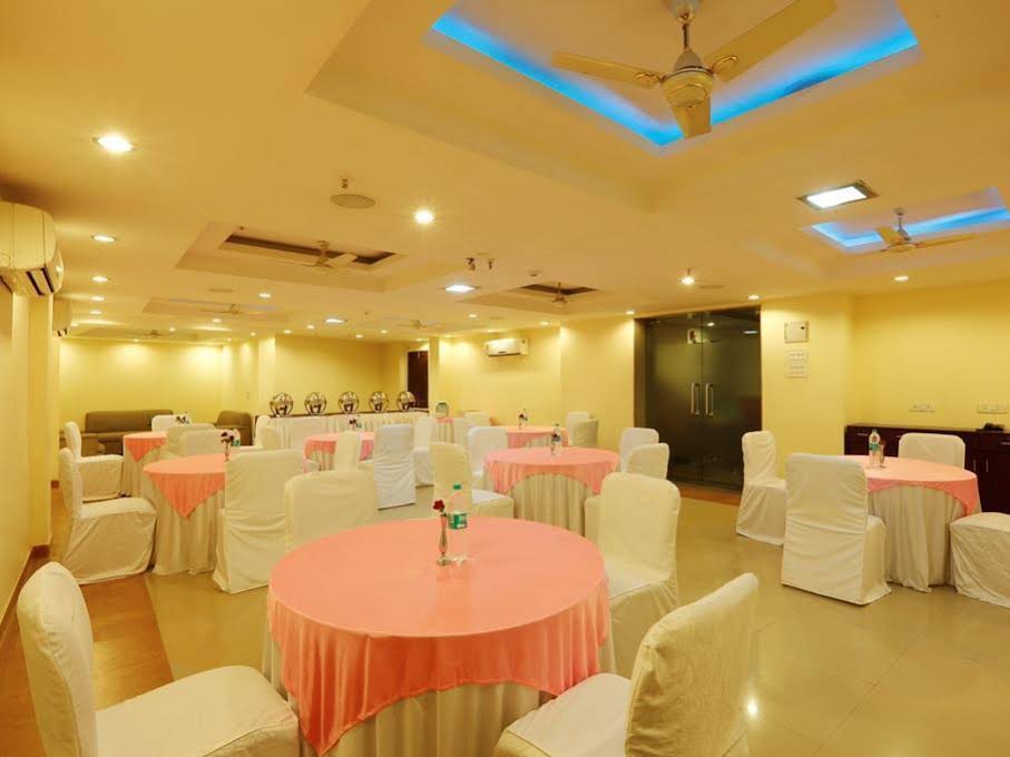 La Sapphire Hotel