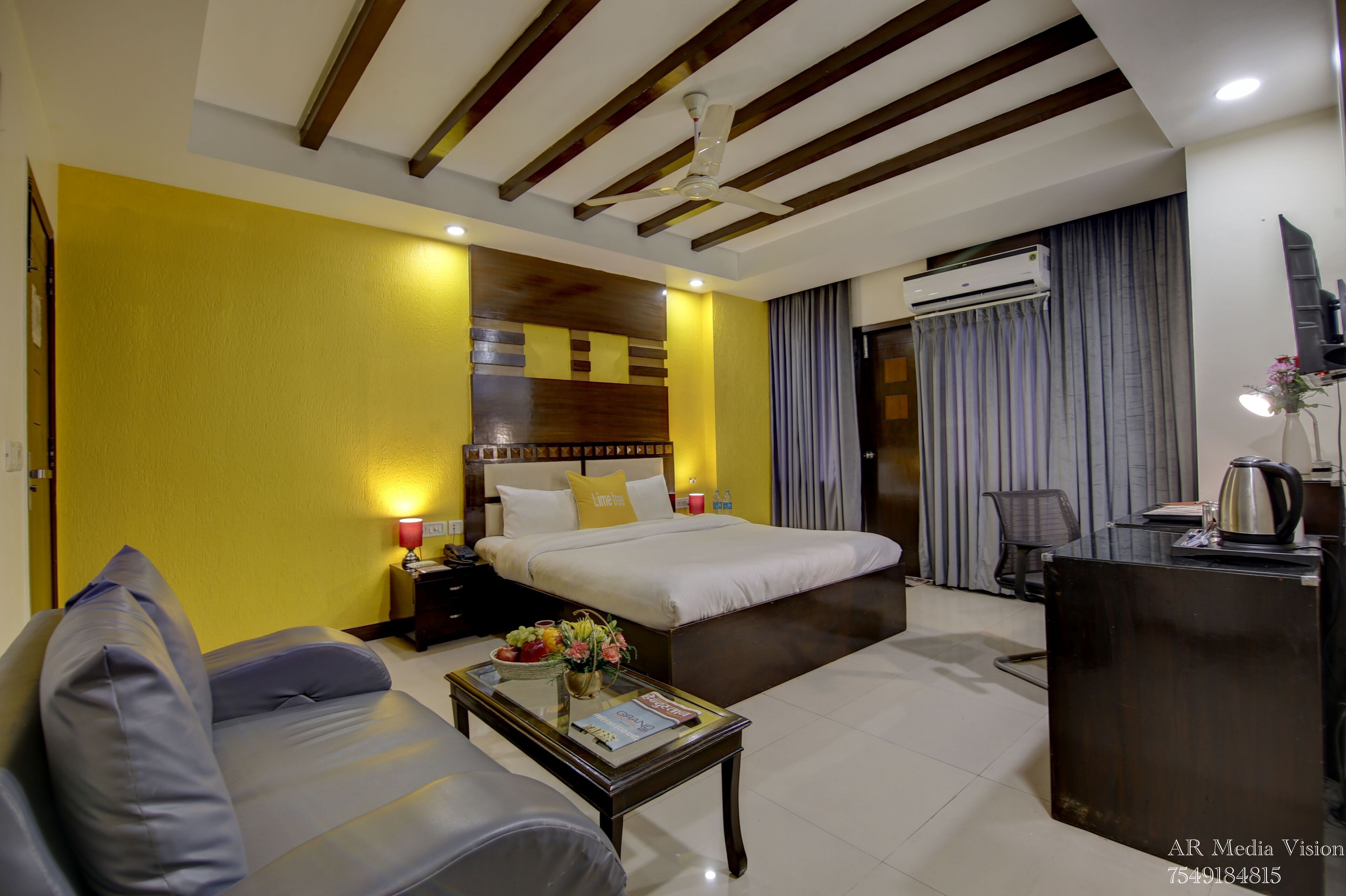 Lime Tree Hotel Greater Kailash