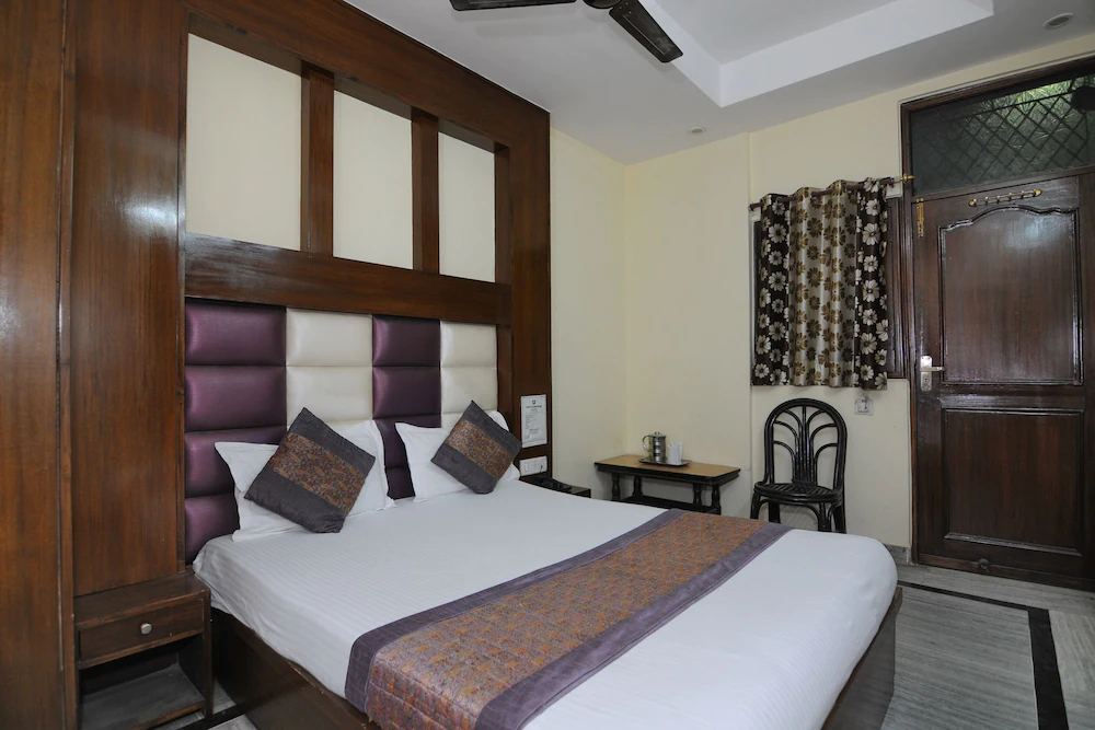 Lord Krishna Hotel Dx. Inn by OYO Rooms