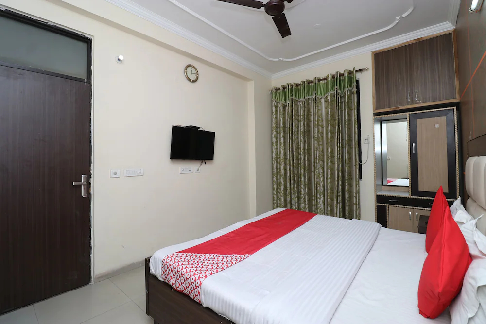 Mayank Palace by OYO Rooms