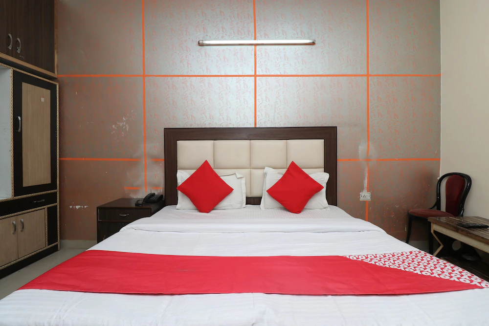 Mayank Palace by OYO Rooms