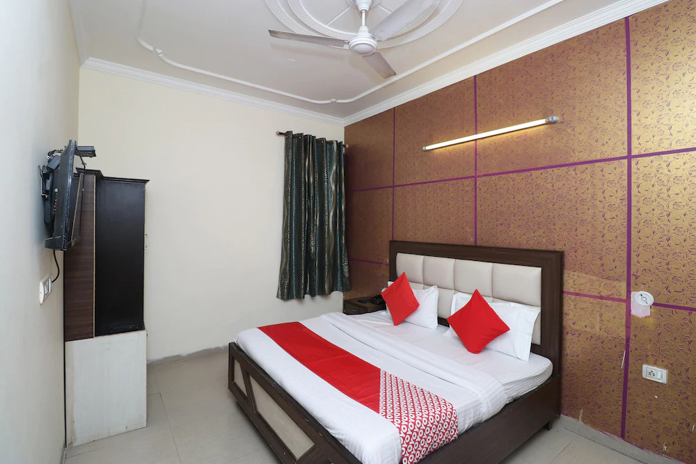 Mayank Palace by OYO Rooms