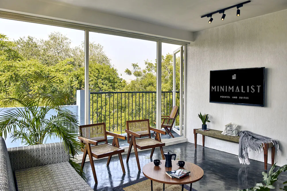 Minimalist Poshtel & Suites