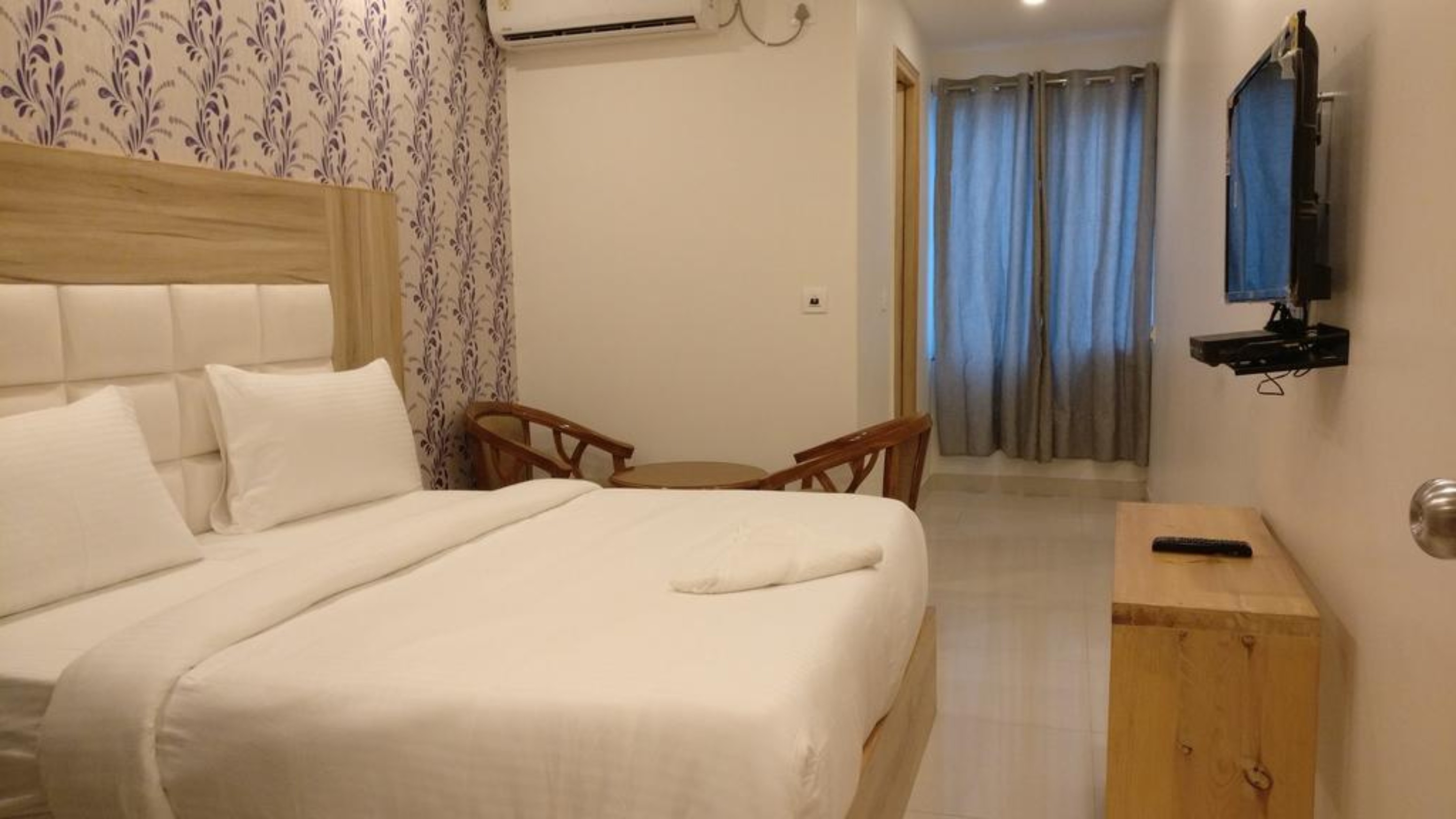 Modesty Hotel by FabHotels