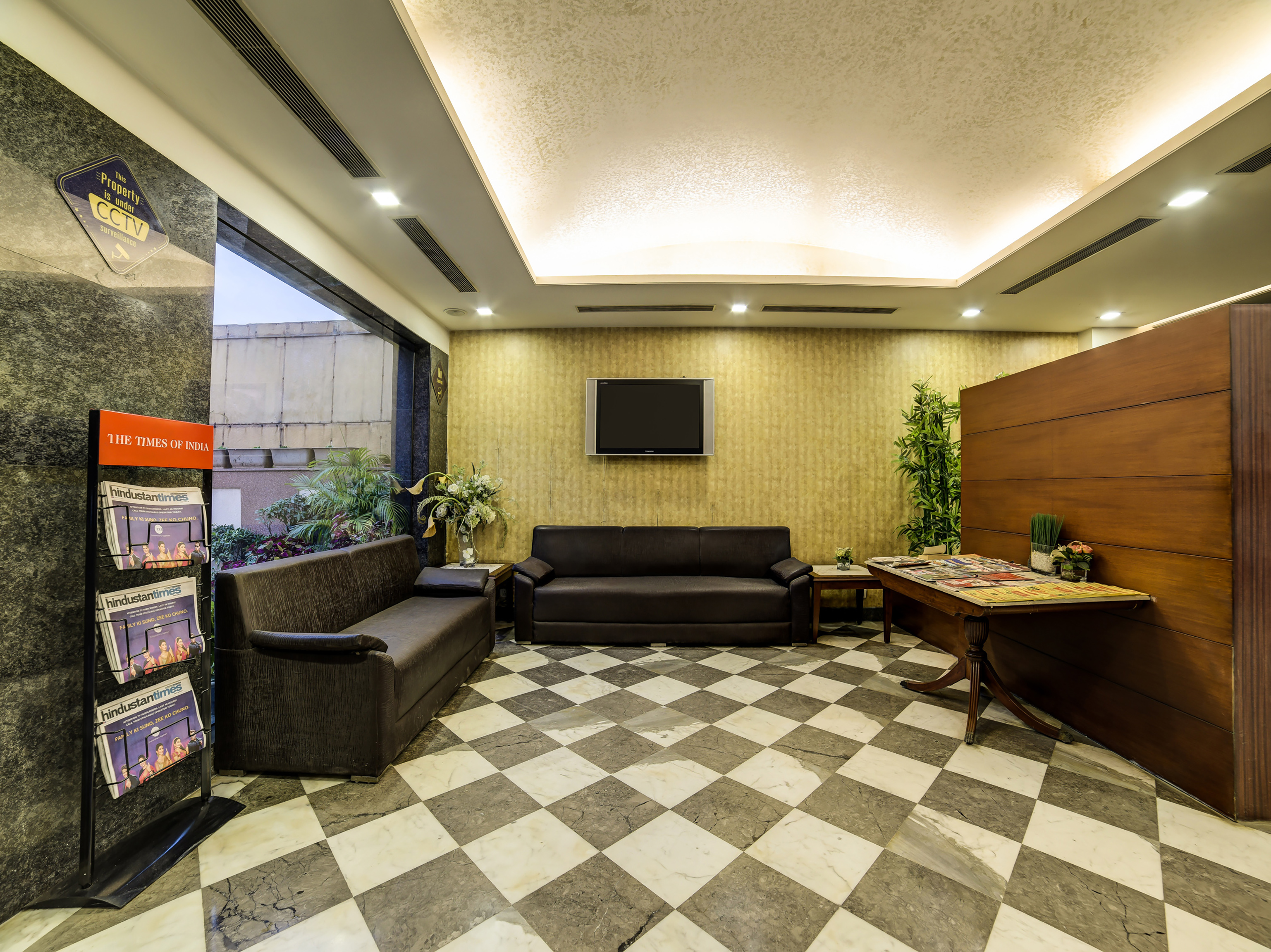 New Haven Hotel Greater Kailash by OYO