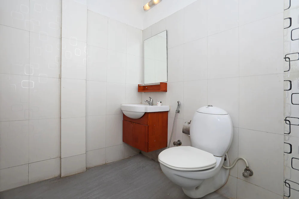 OYO 23299 Hotel Royal Orbit