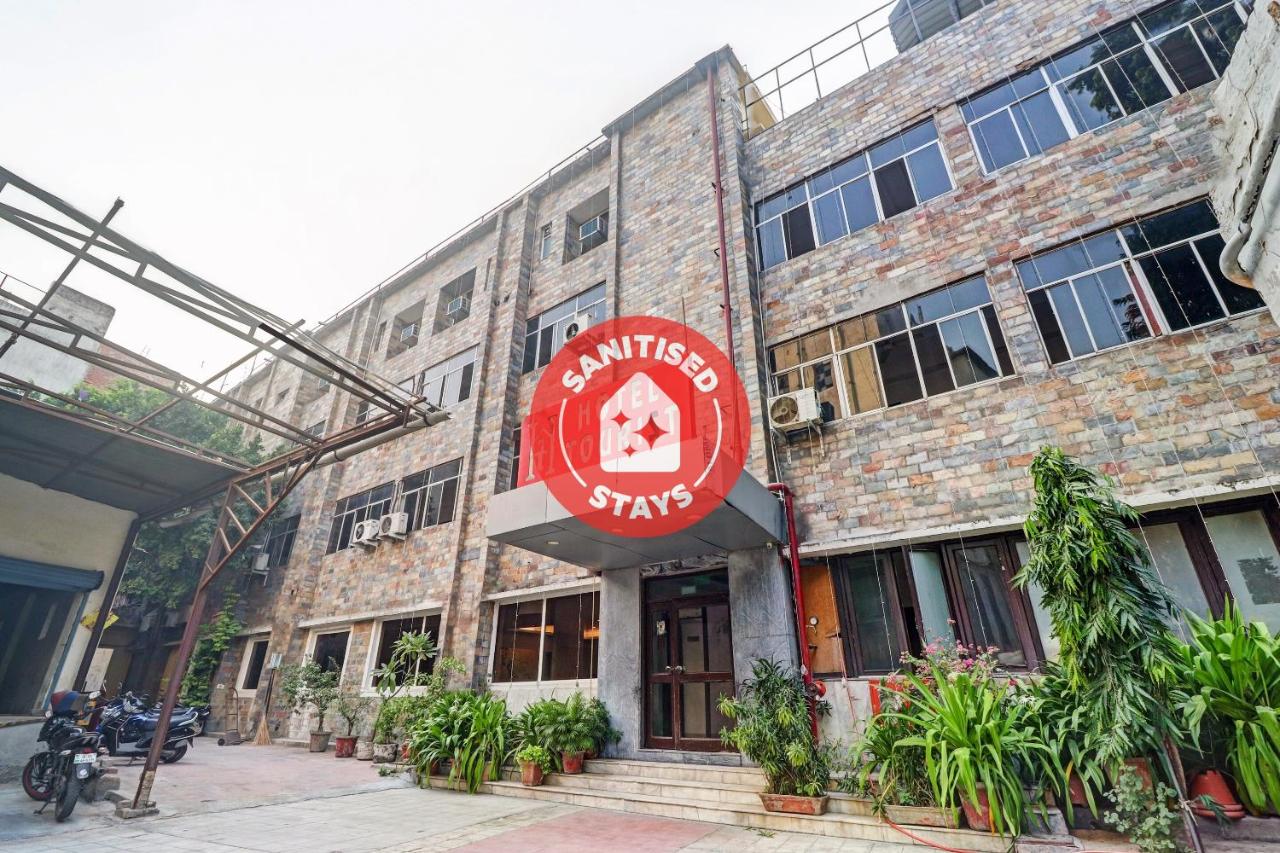 Oyo Capital O 664 Hotel Tourist