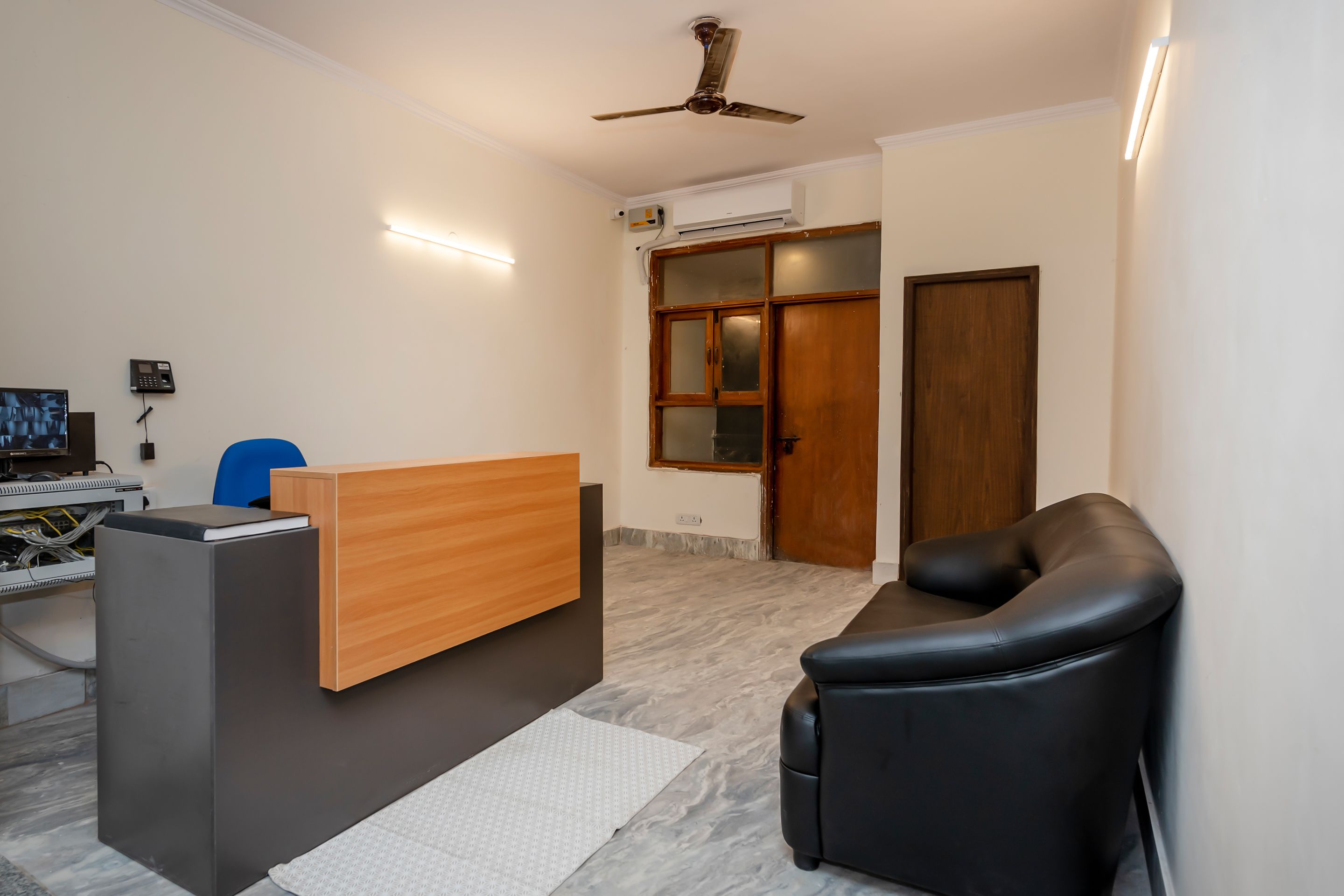 OYO Flagship 45264 Opposite Paryavaran Complex Post Office