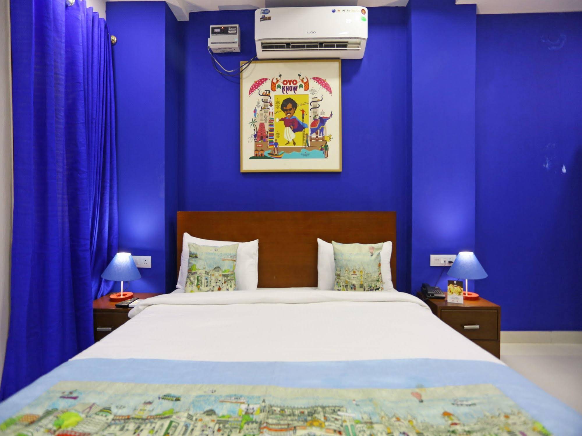 OYO Flagship 545 Rohini Pitampura