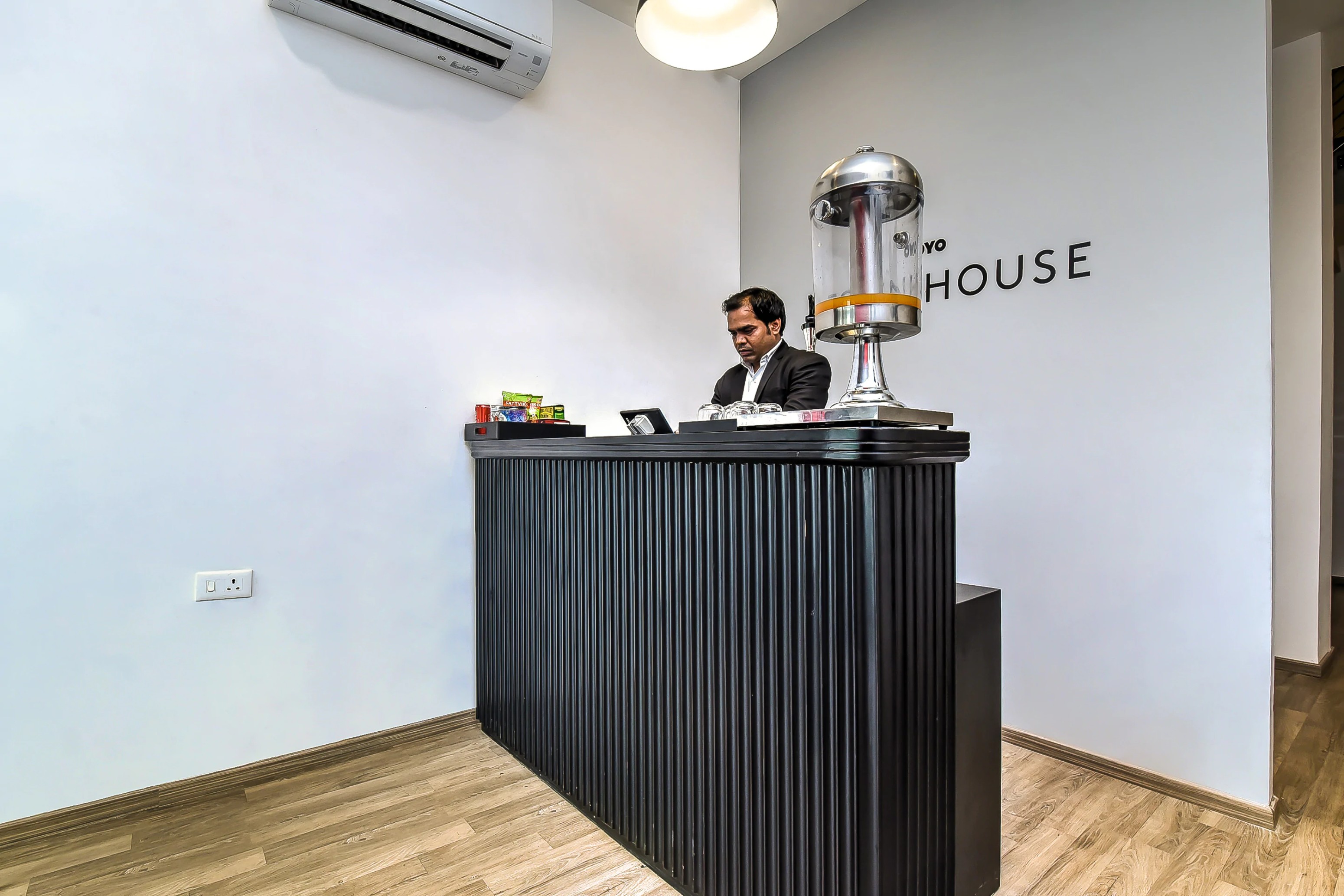 OYO Townhouse 039 Paschim Vihar