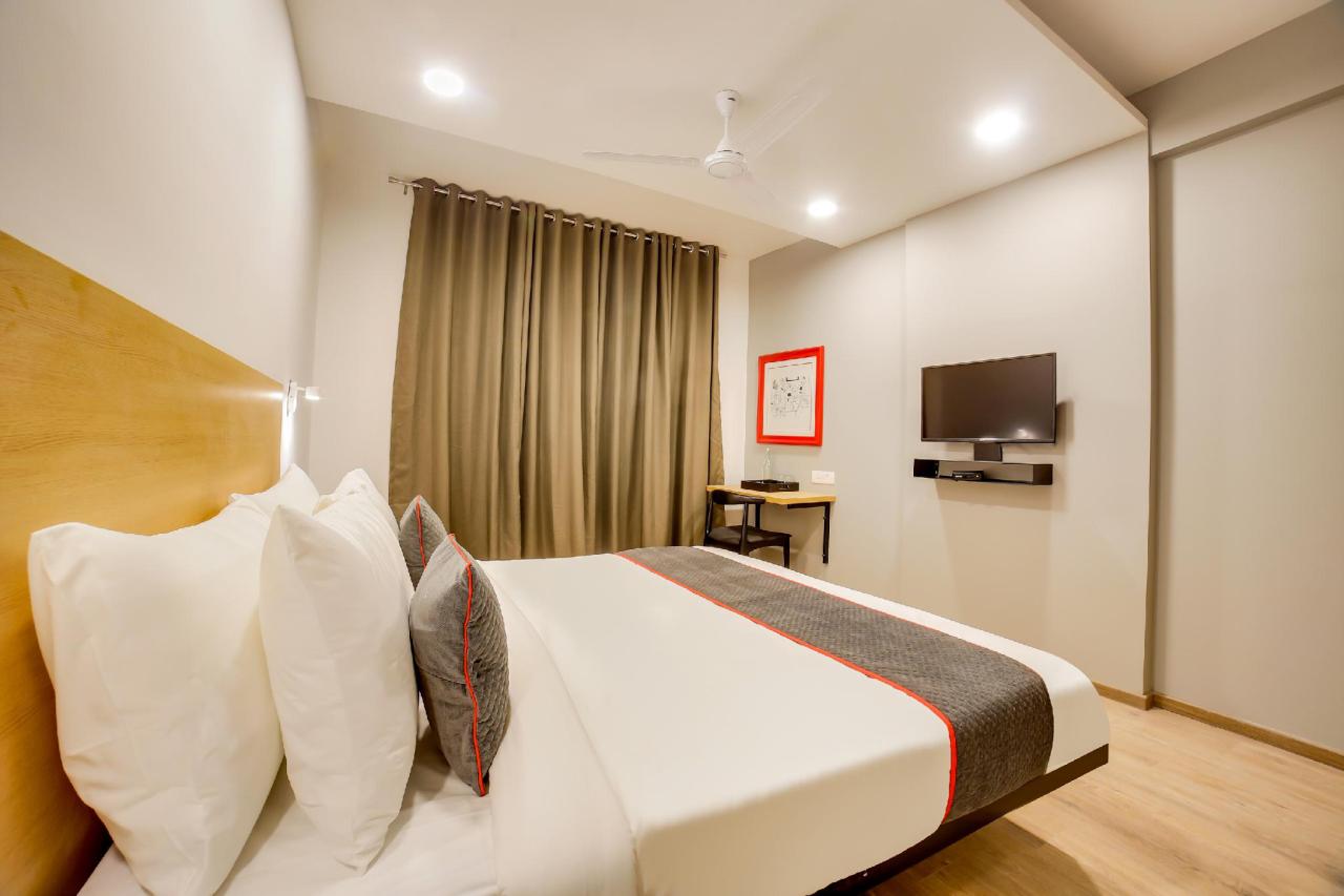 OYO Townhouse 285 Sector 39 Gurgaon