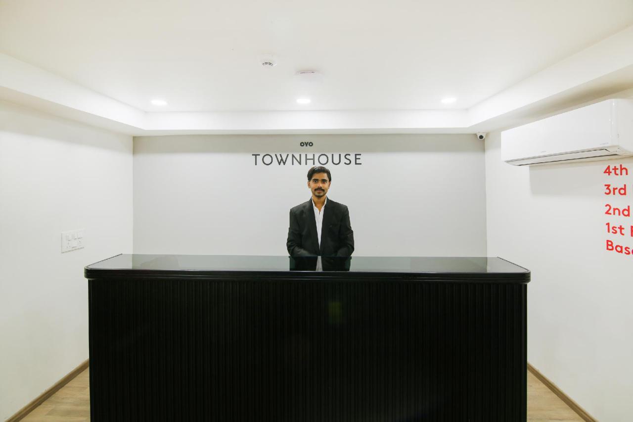 OYO Townhouse 381 Dilshad Garden