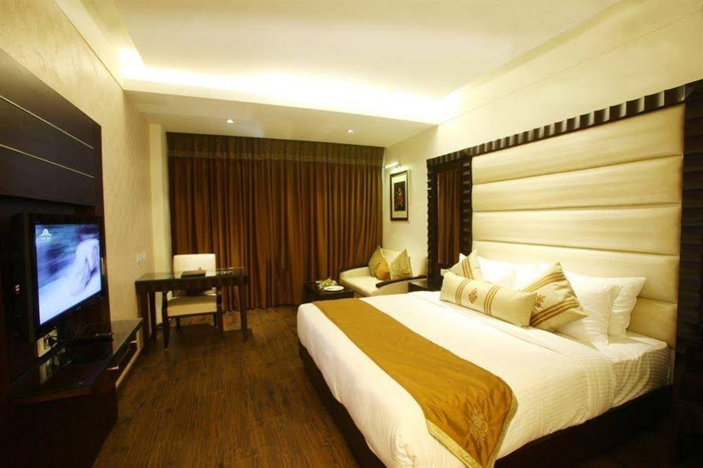 Parkland Grand Kapashera