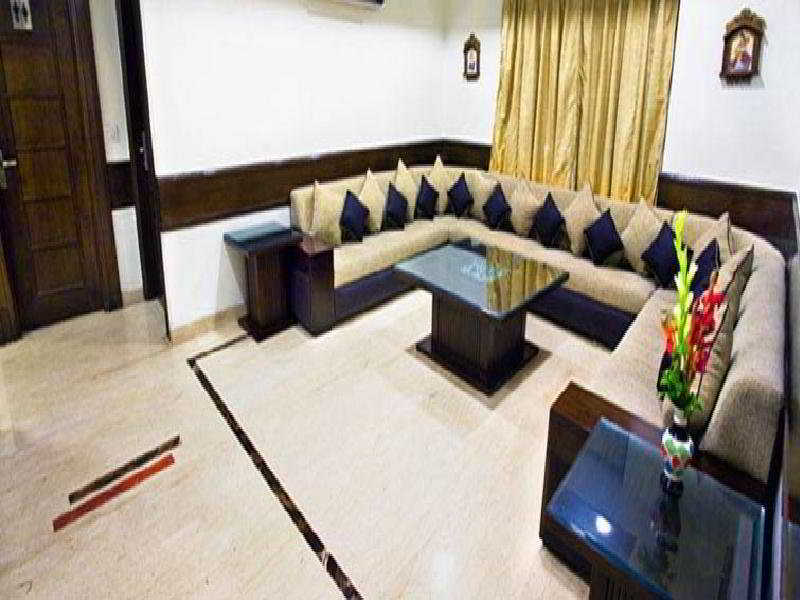 Parkland Safdarjung Enclave