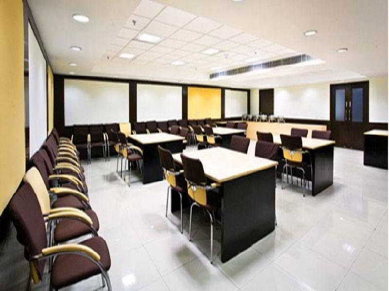 Parkland Safdarjung Enclave