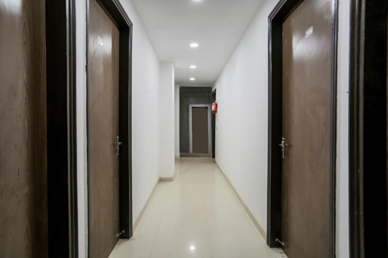 Prime Inn Rohini by OYO Rooms