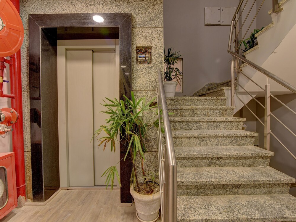 Punjabi Bagh By OYO Rooms