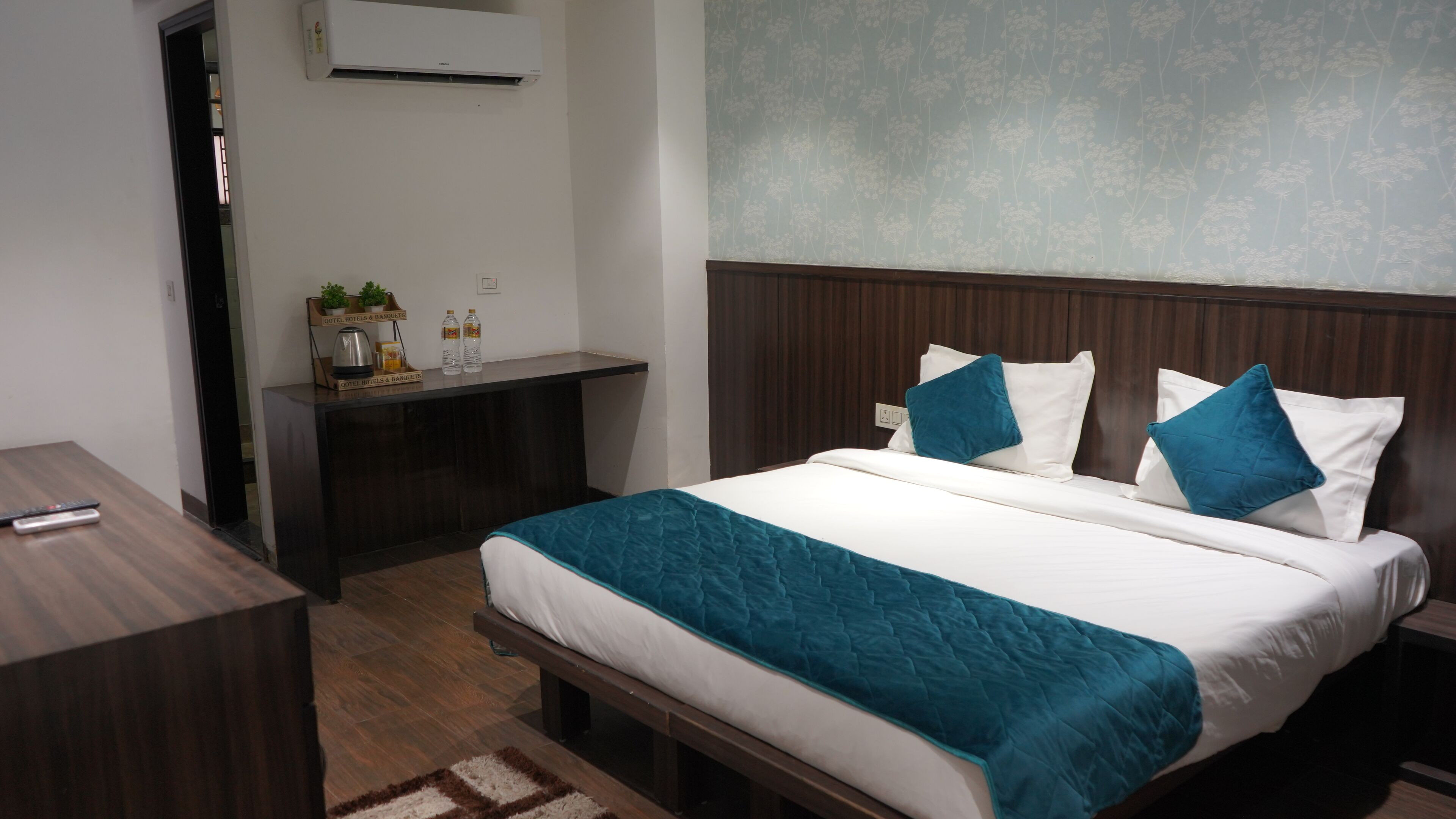 Qotel Hotel Rajori Garden
