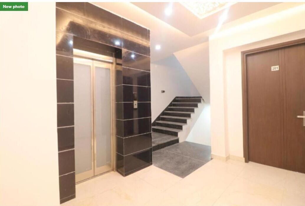 Roomshala Hotel City Life