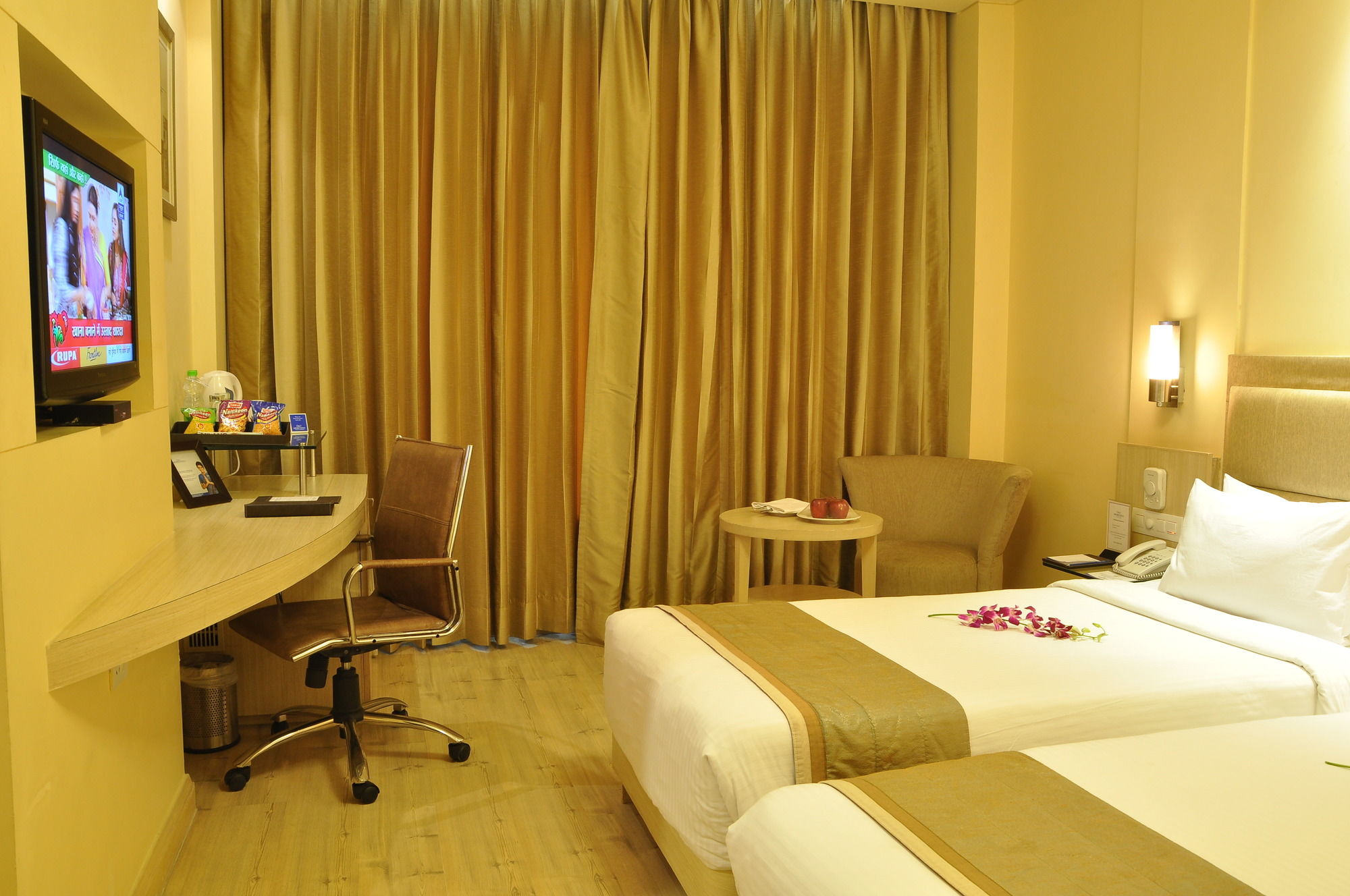 Sarovar Portico Naraina
