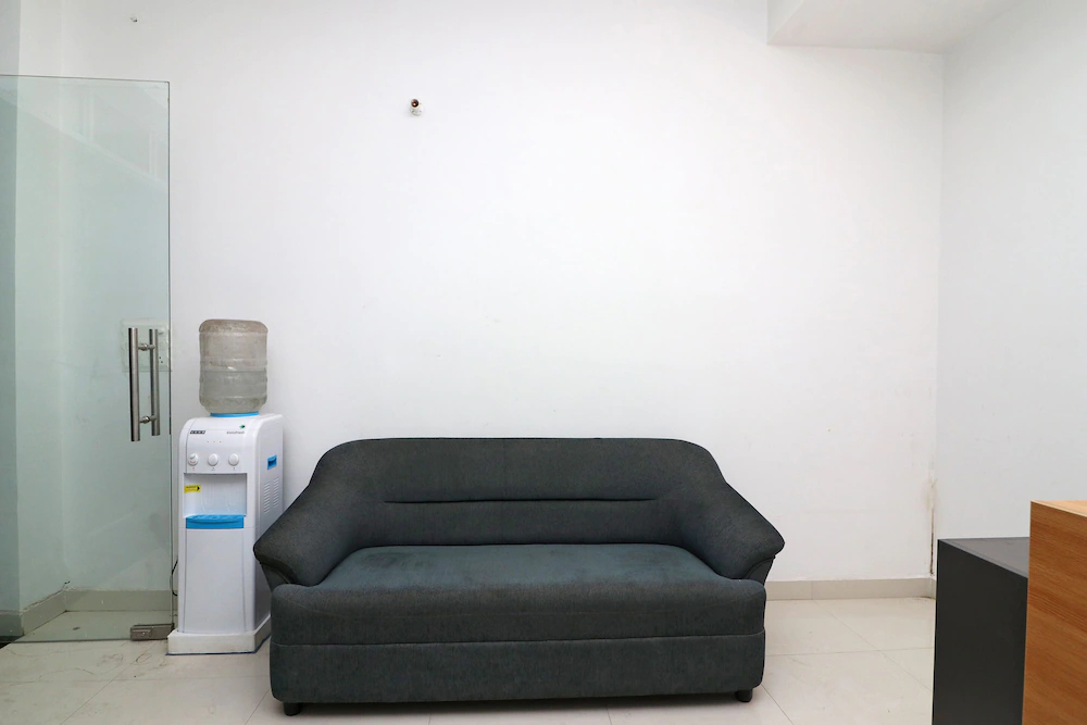 Sathguru Residency by OYO Rooms