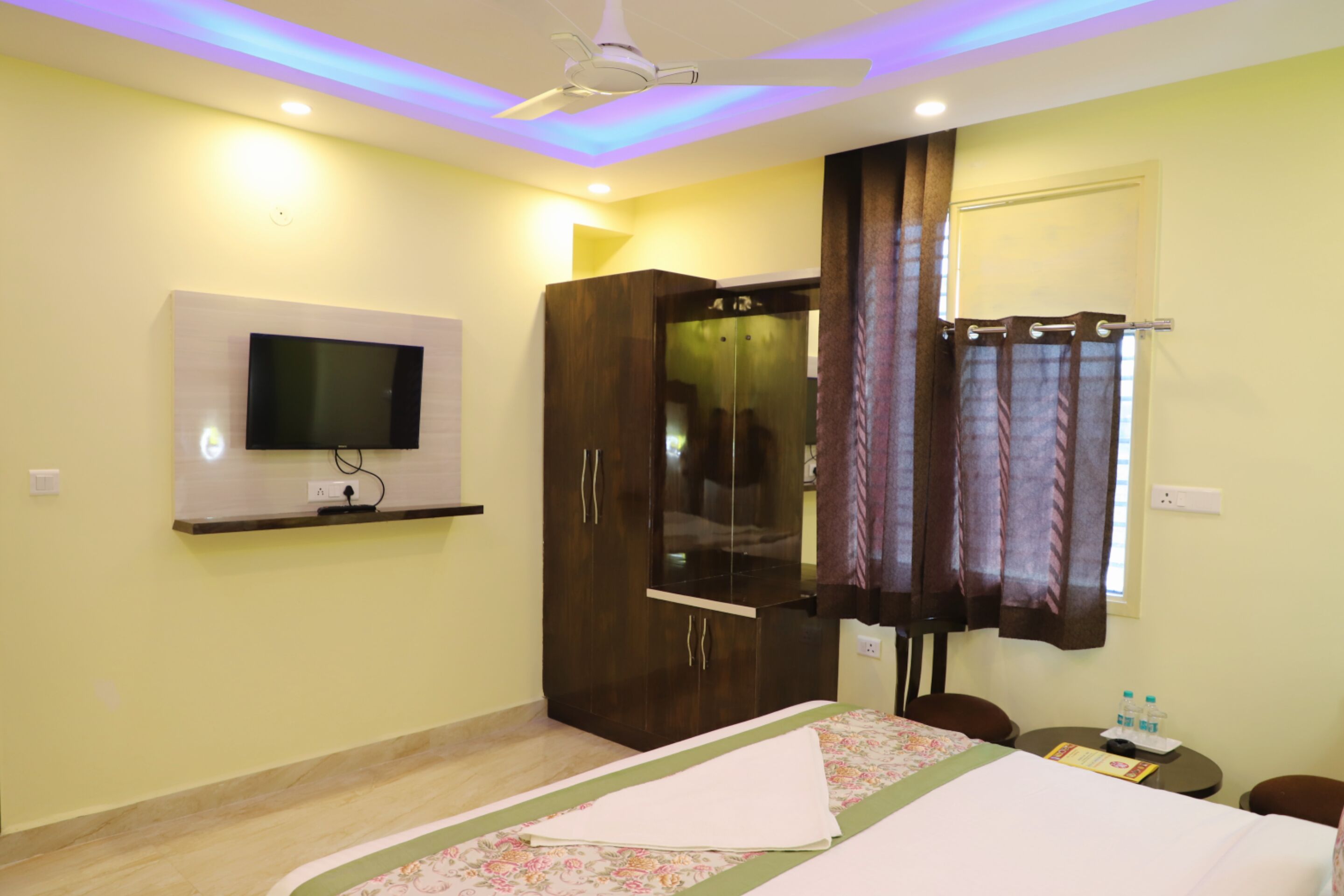 Shivaka Inn