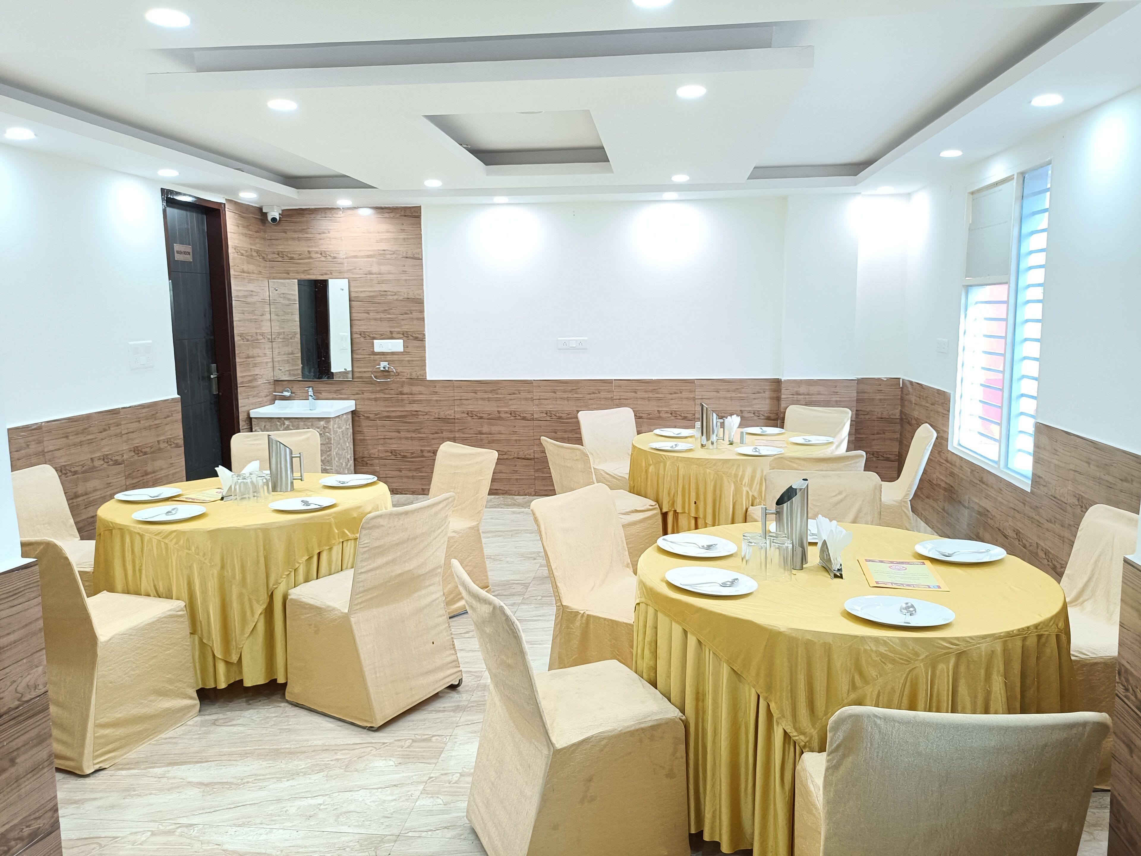 Shivaka Inn