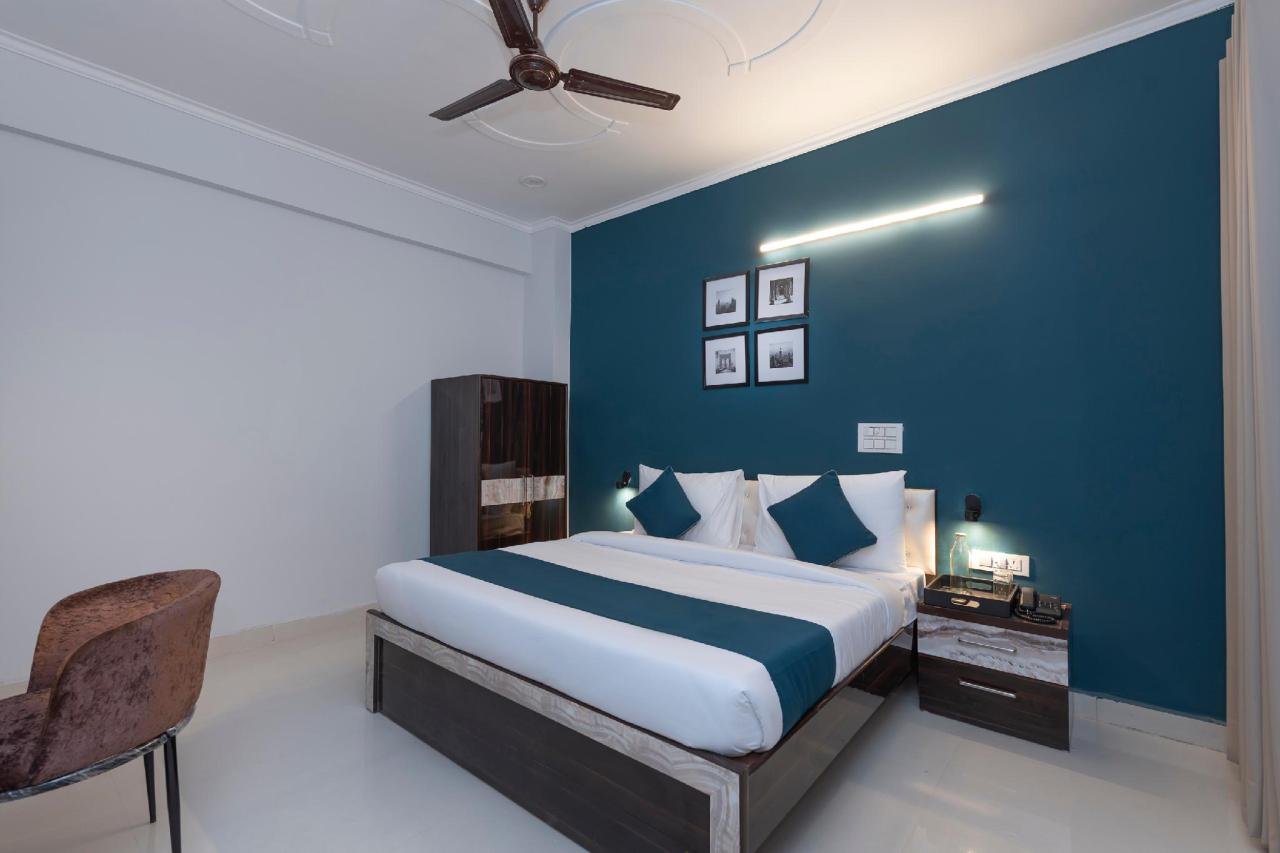 SilverKey Executive Stays 42920 Dwarka Sector 3