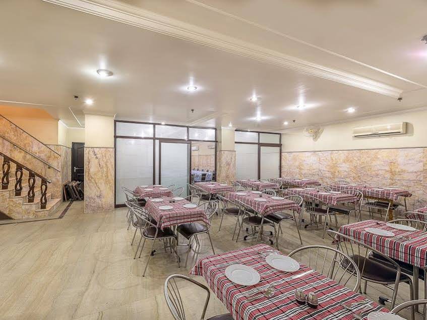 Treebo Singh Sons Karol Bagh