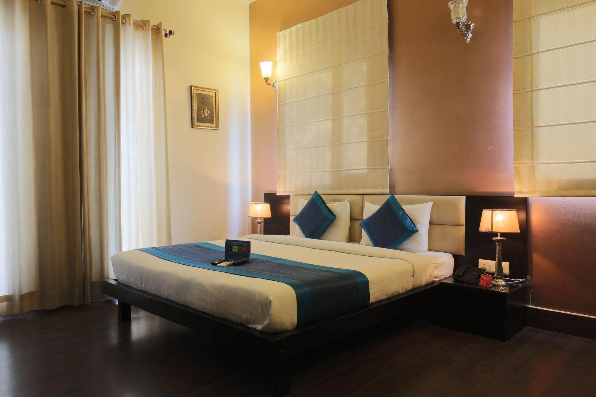 Stallen Suites Nehru Place by FabHotels