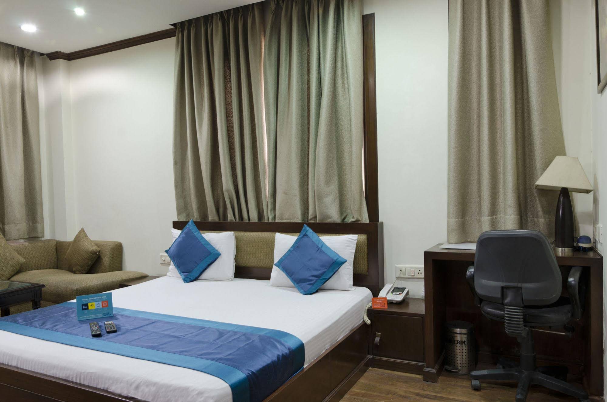 Stallen Suites Nehru Place by FabHotels