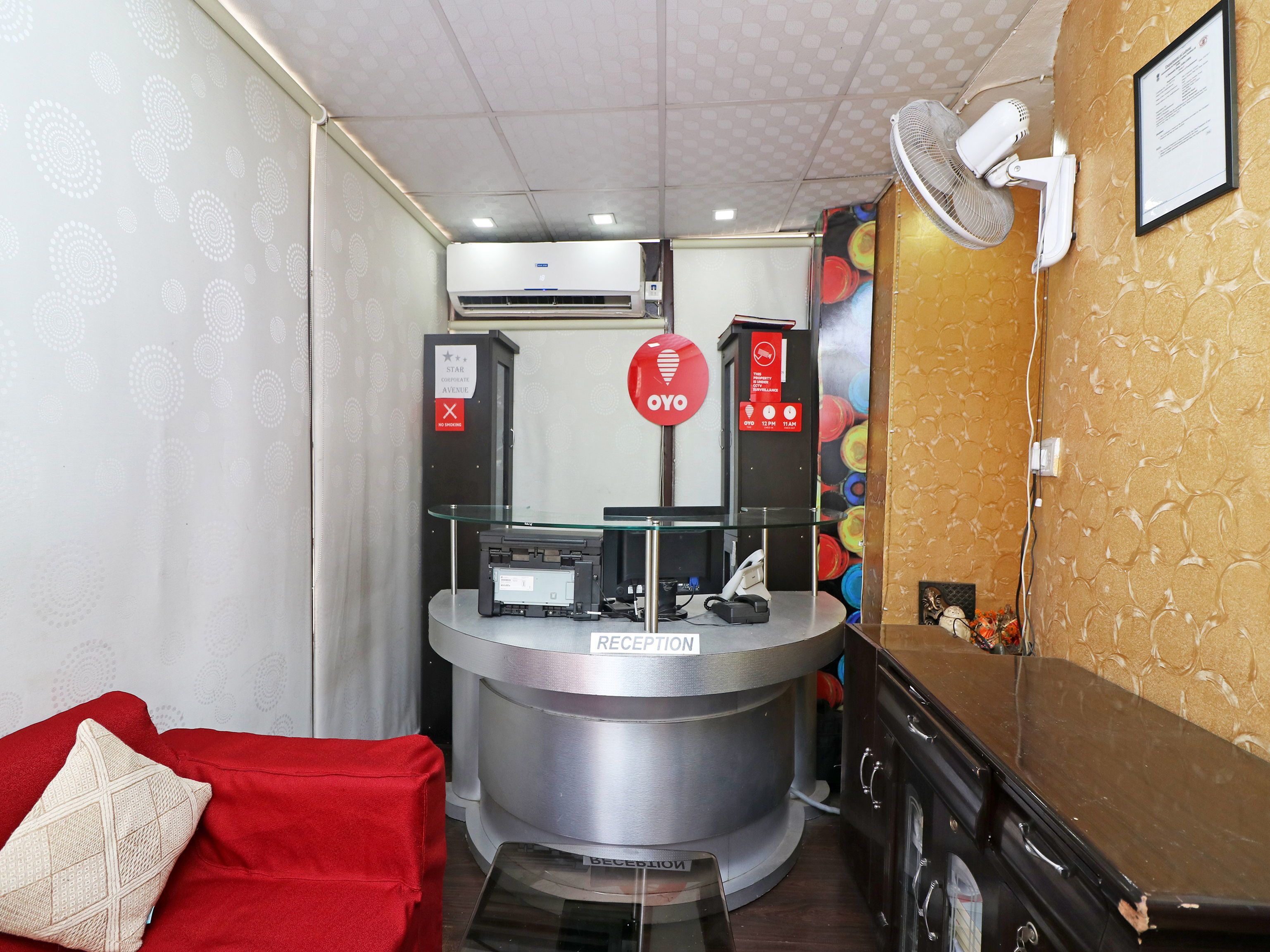 Star Corporate Avenue Hotel by OYO