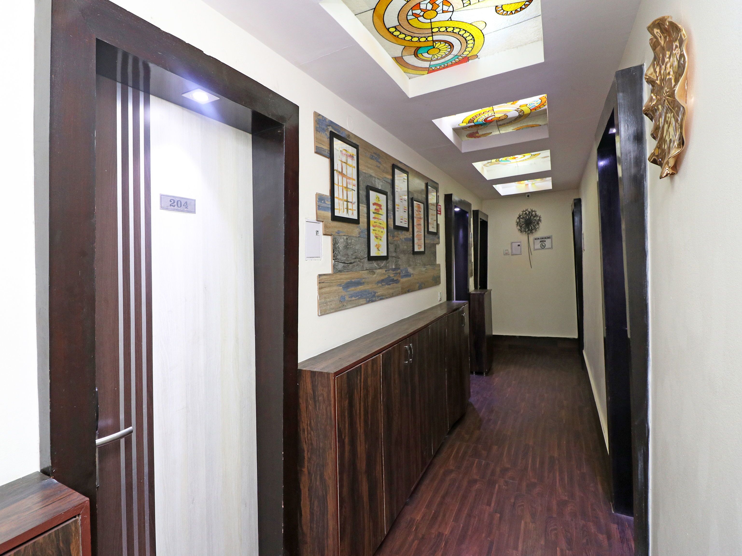 Star Corporate Avenue Hotel by OYO
