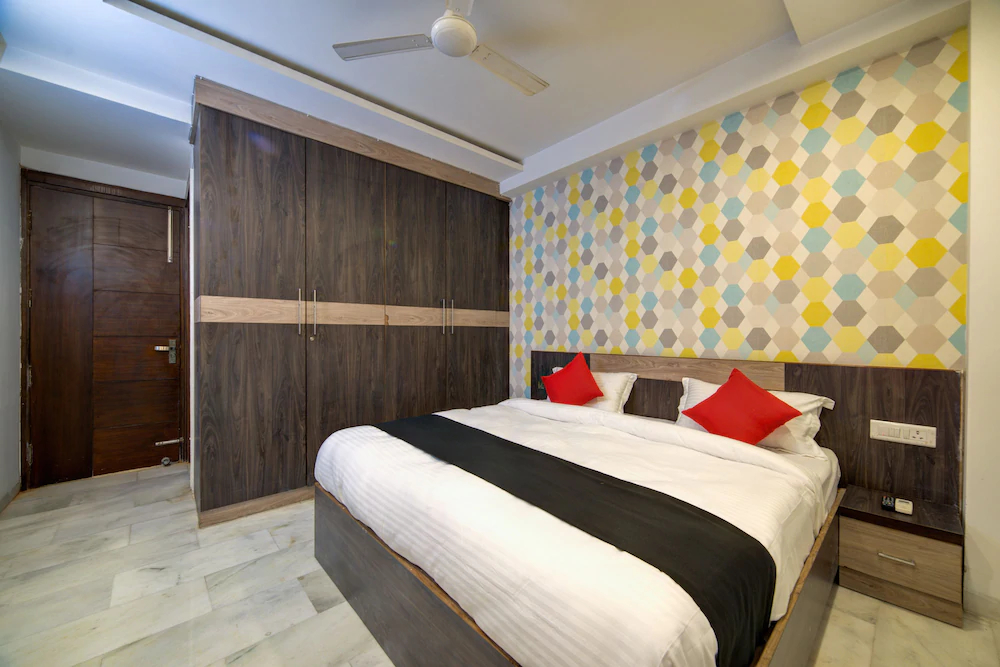 Supreme Residency by OYO Rooms