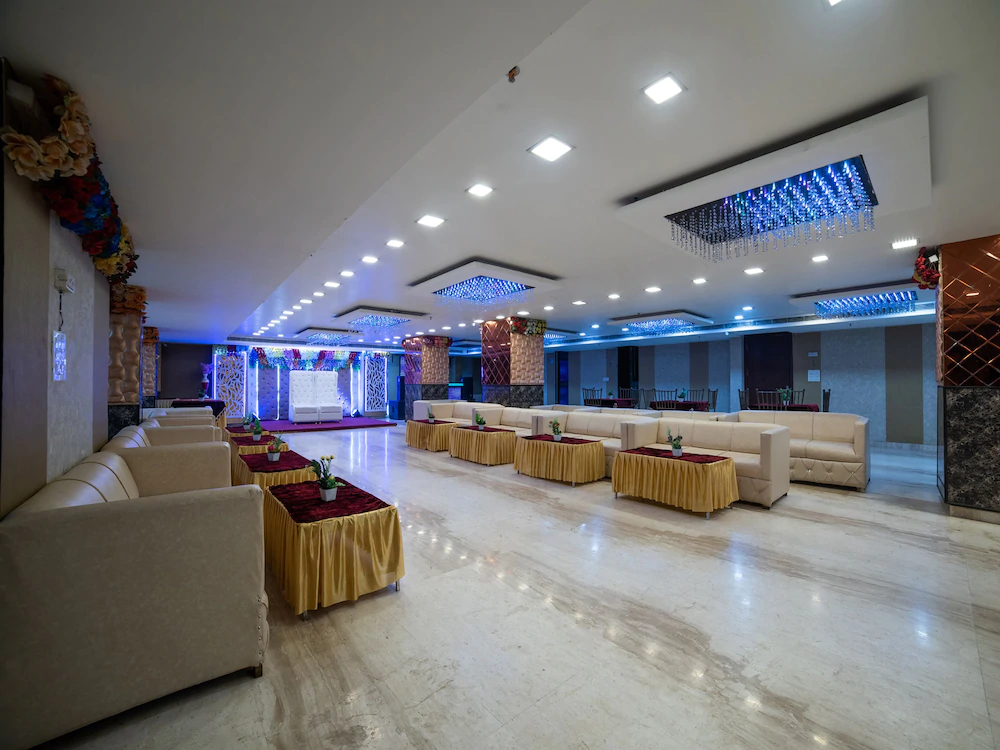 Supreme Residency by OYO Rooms