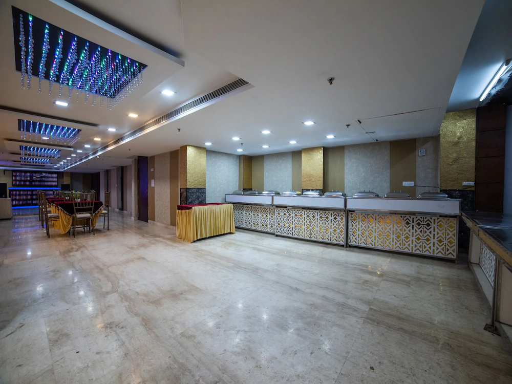 Supreme Residency by OYO Rooms