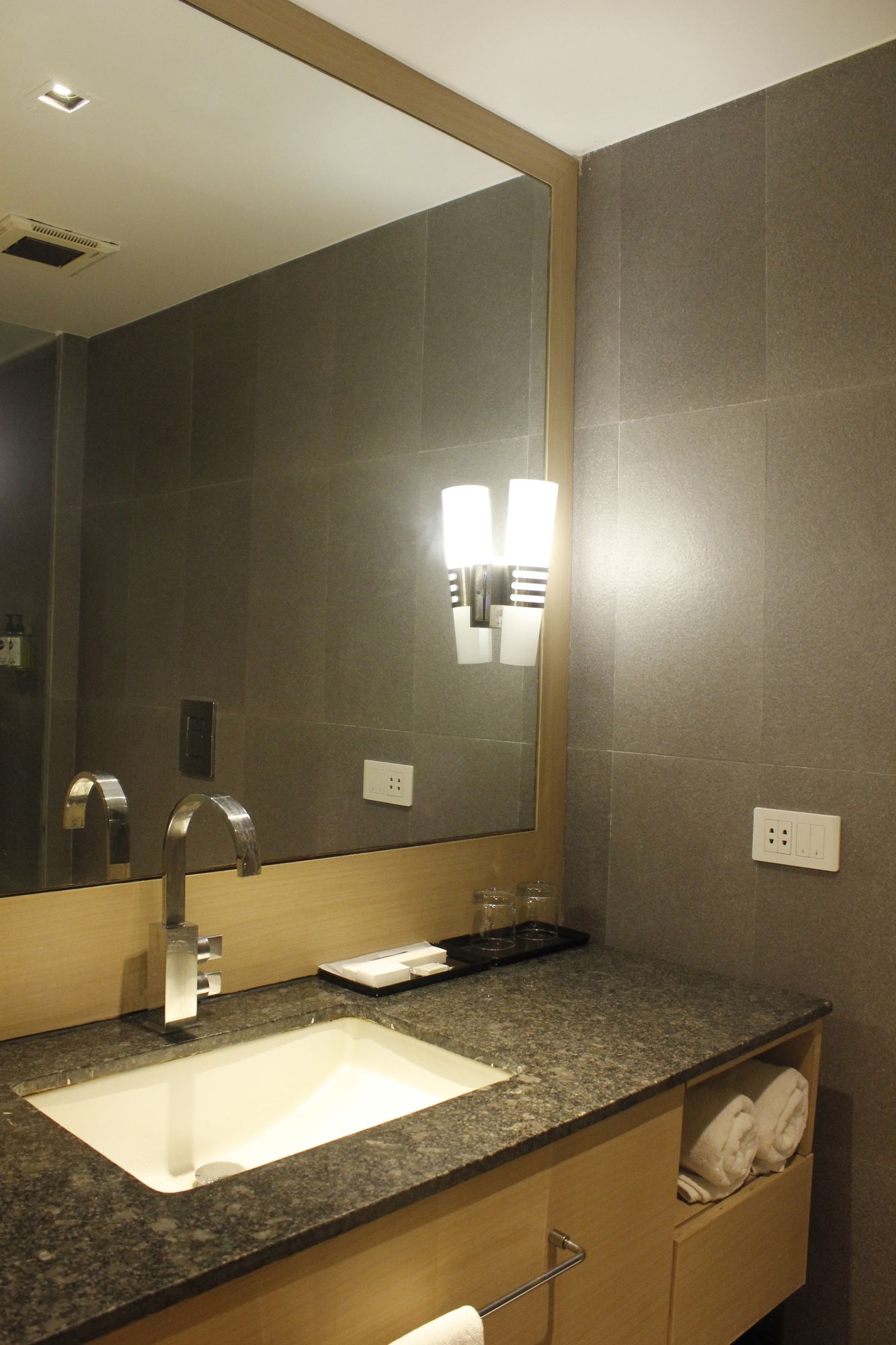 Swati Hotel
