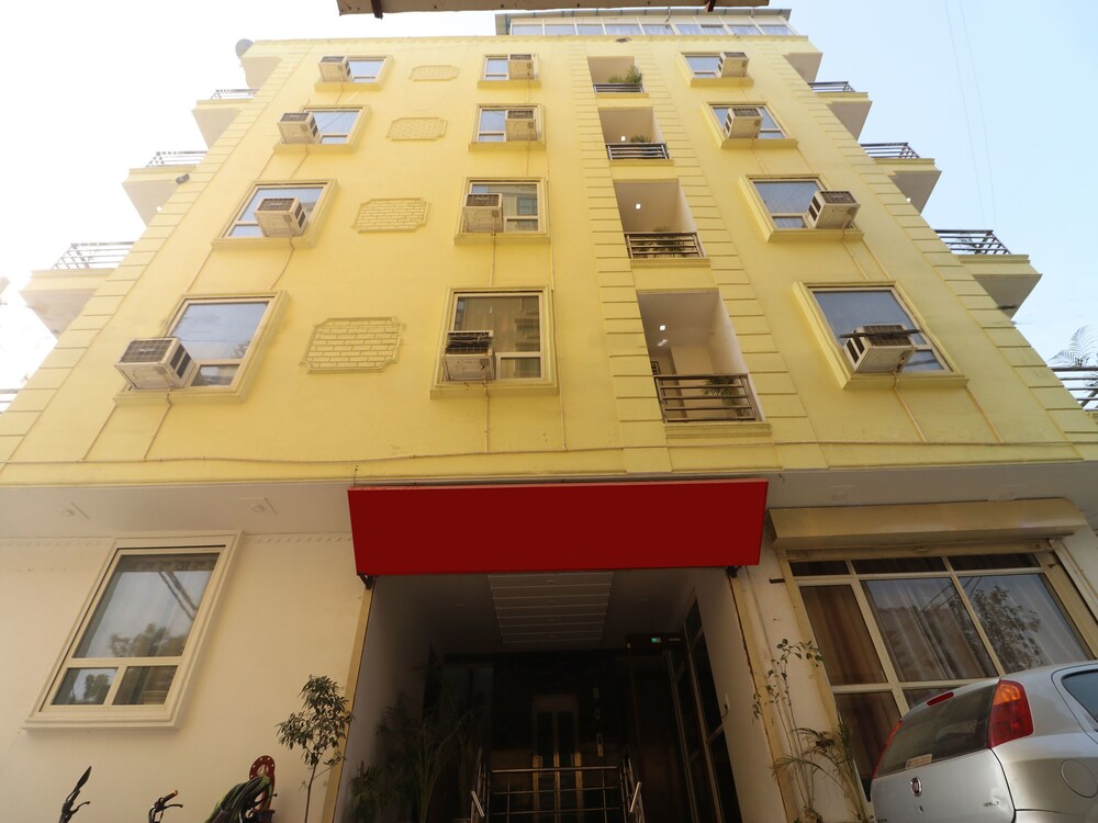 The Curtis By OYO Rooms