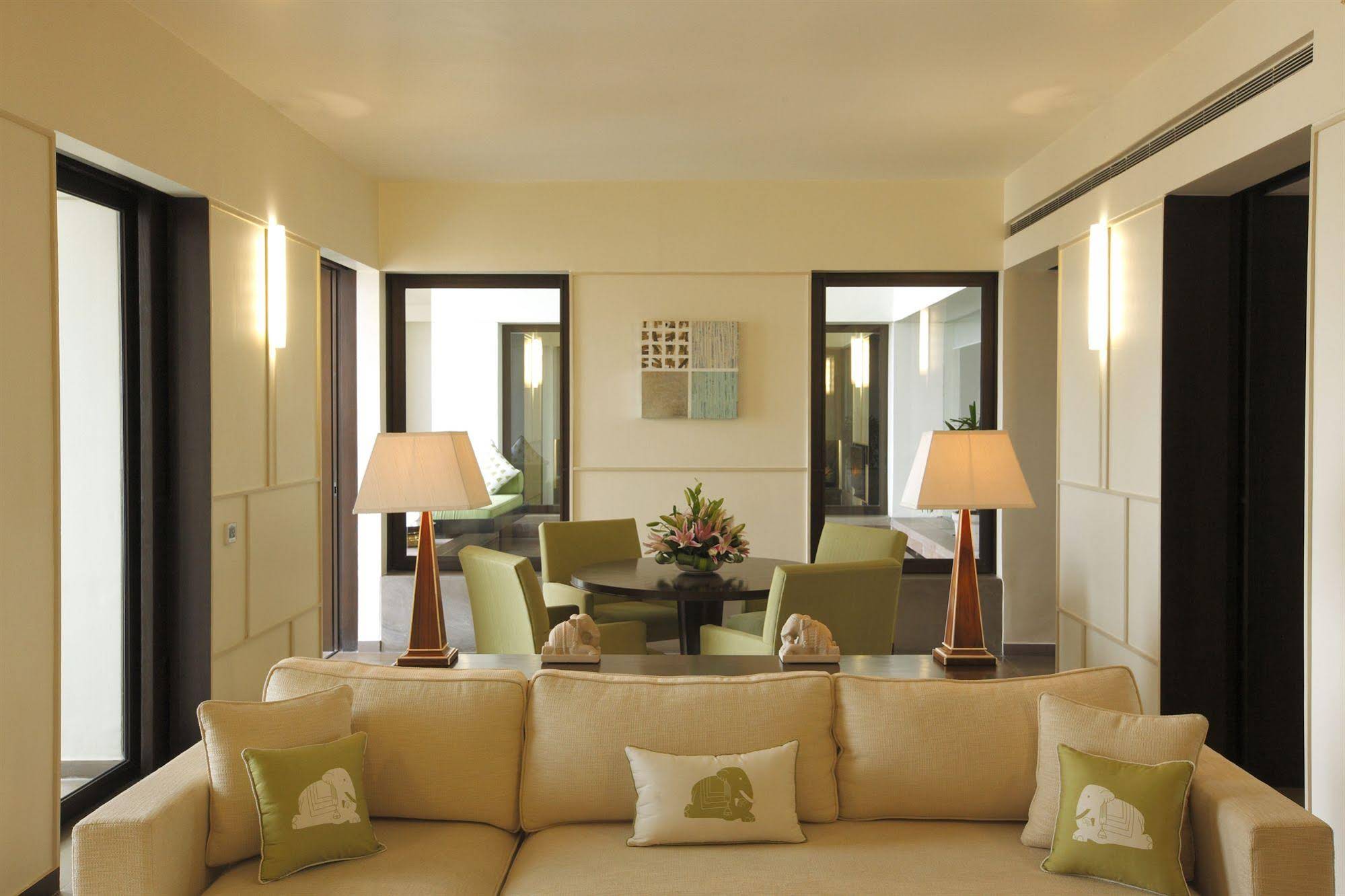 The Lodhi