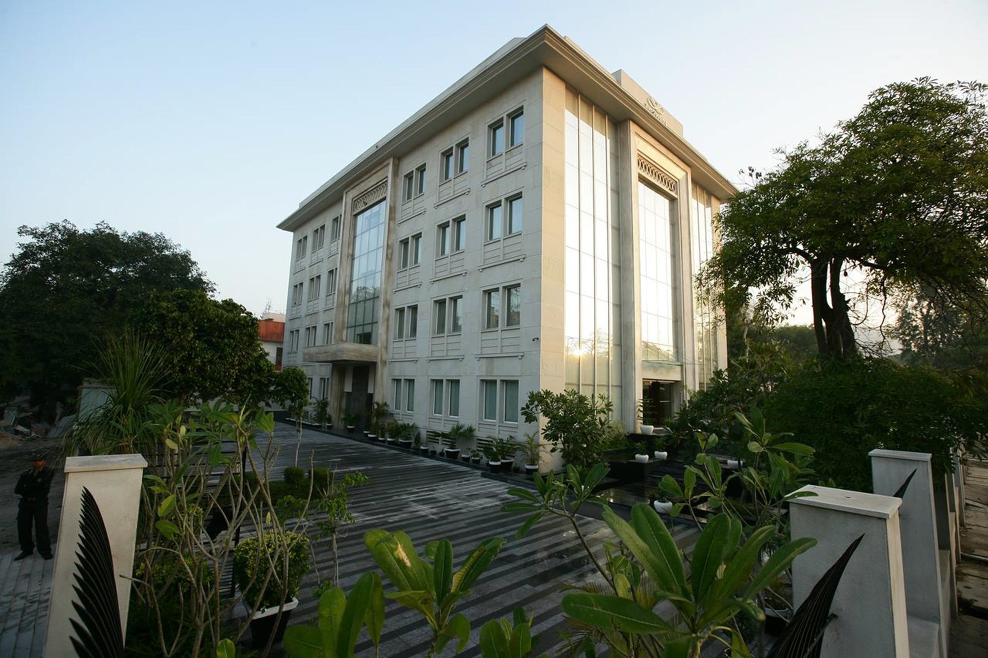 The Muse Sarovar Portico - Nehru Place
