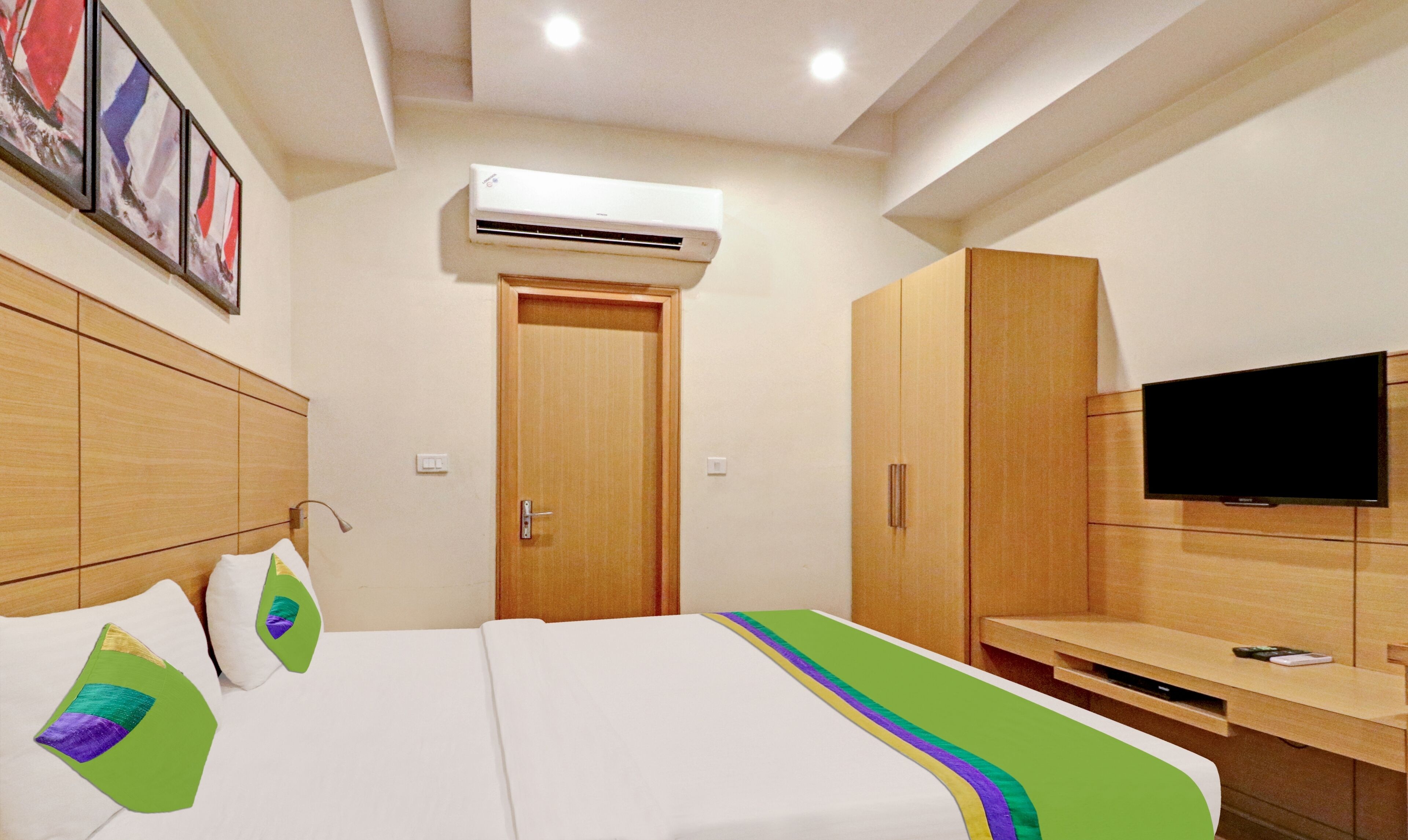 Treebo Trend Galaxy Rooms