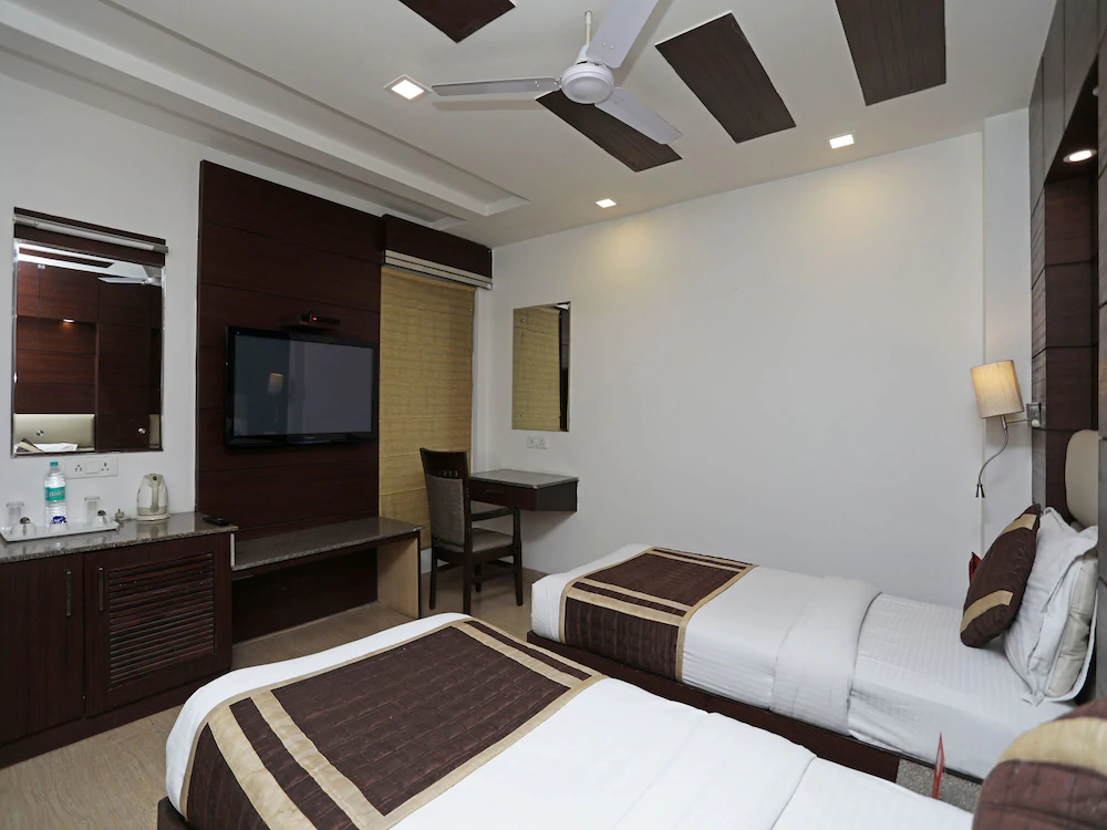 Tryfenna By OYO Rooms