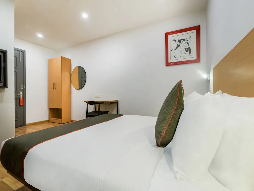 Hotel Saffron Gold