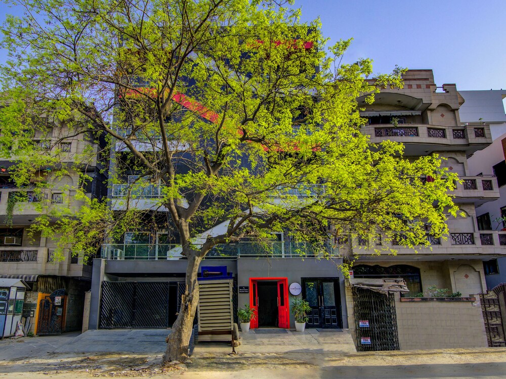 Hotel Saffron Gold