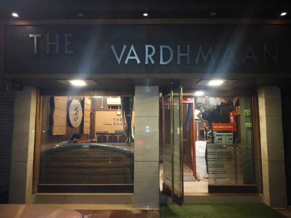 Vardhman Inn by ADB Rooms