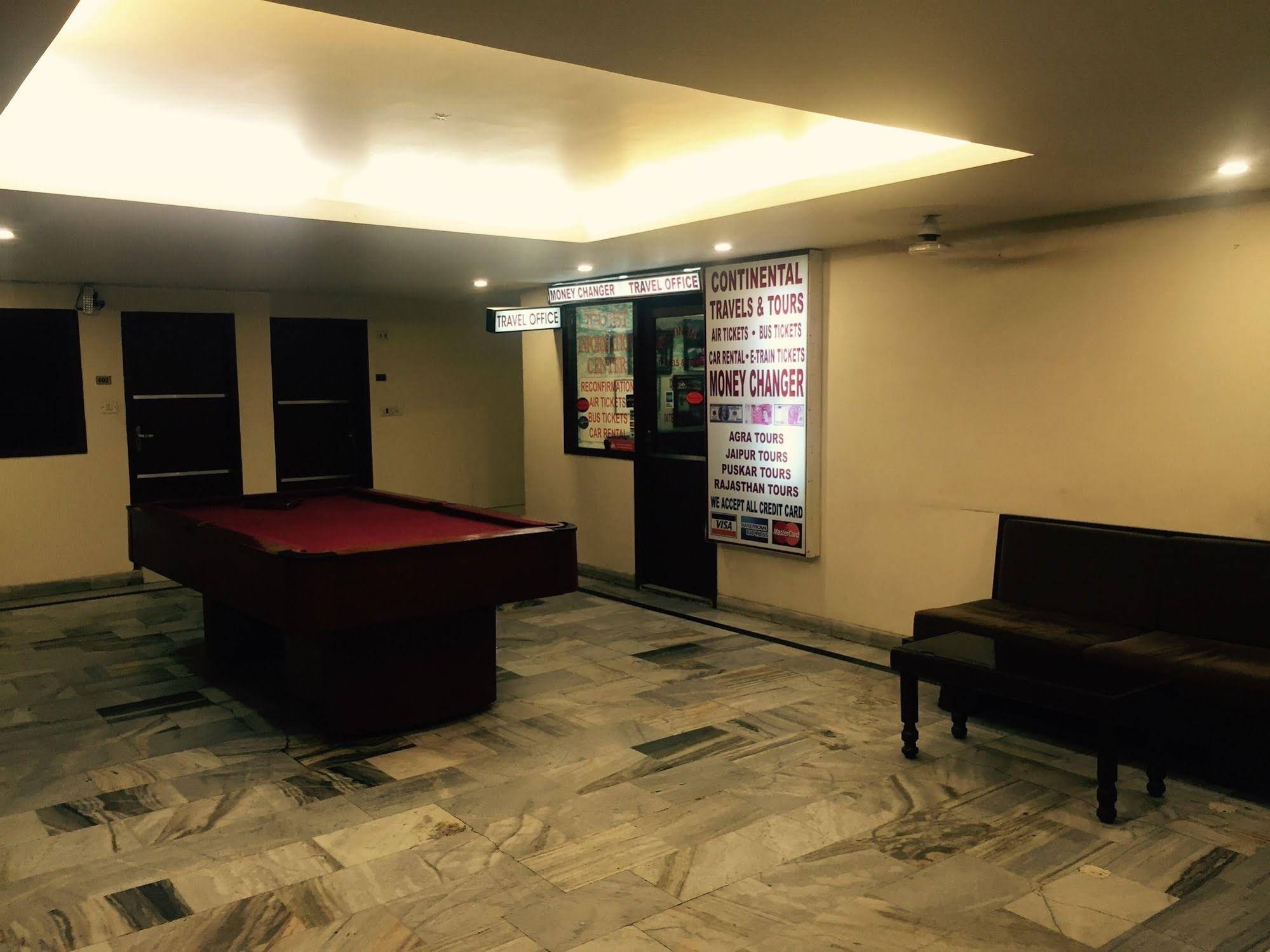 Vivek Hotel