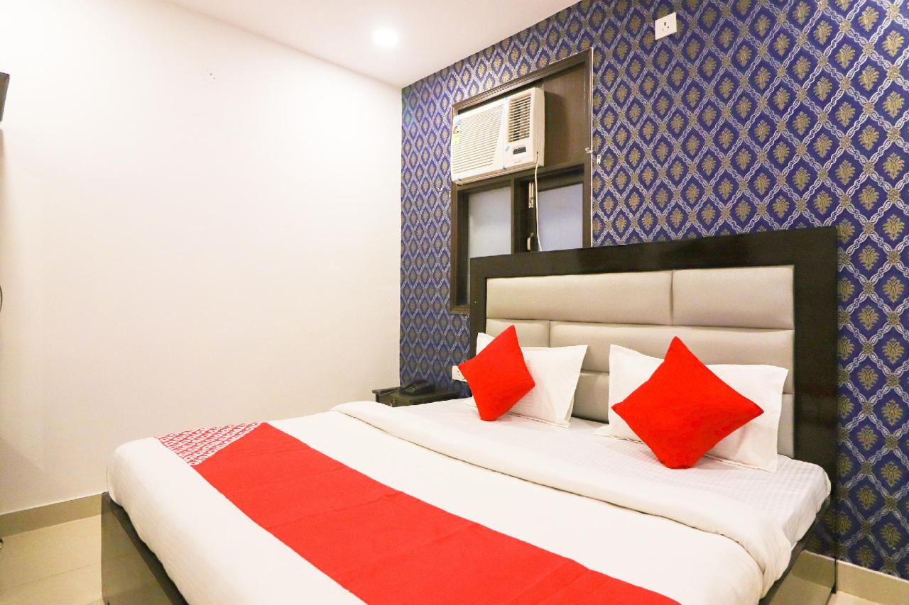 White Orchid by OYO Rooms