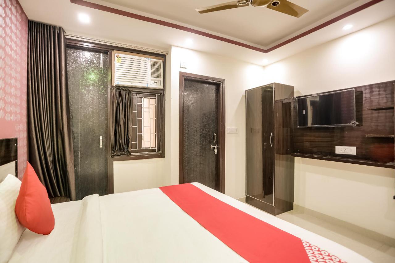 OYO Flagship BD Palace